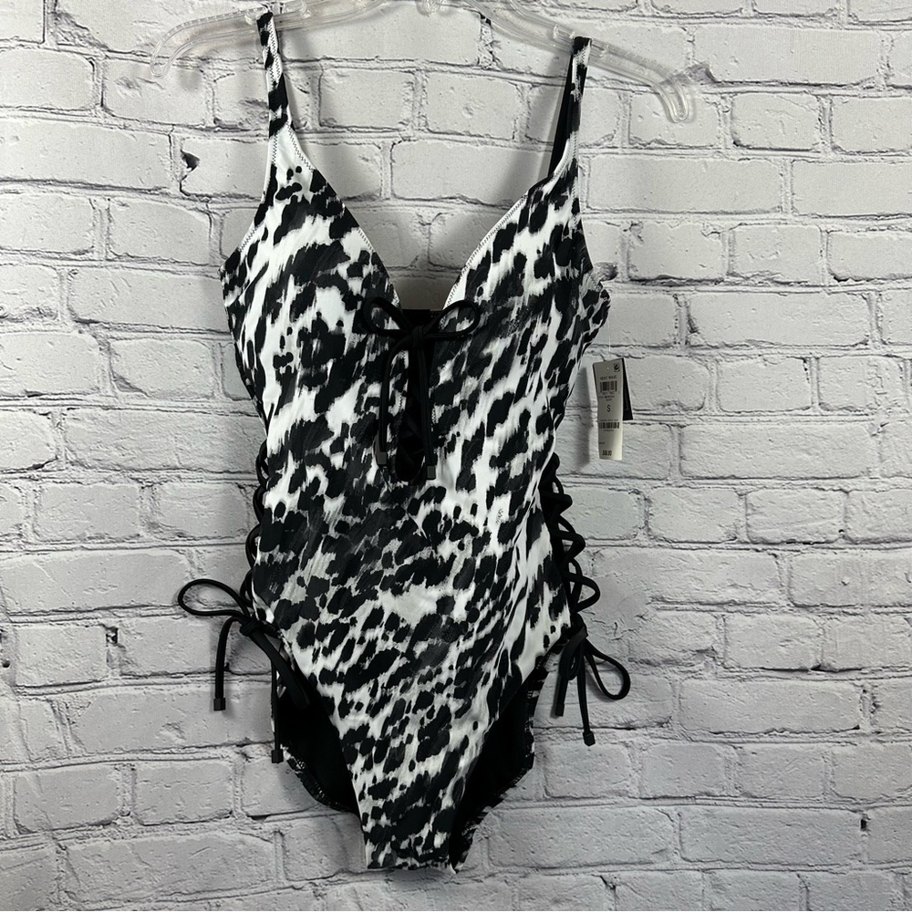 BAR III Heat Wave Push-Up Lace-Up Stretch V Neck  One Piece Suit Black White S